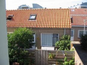 Einseitig Angebautes Sommerhaus Mit Garten